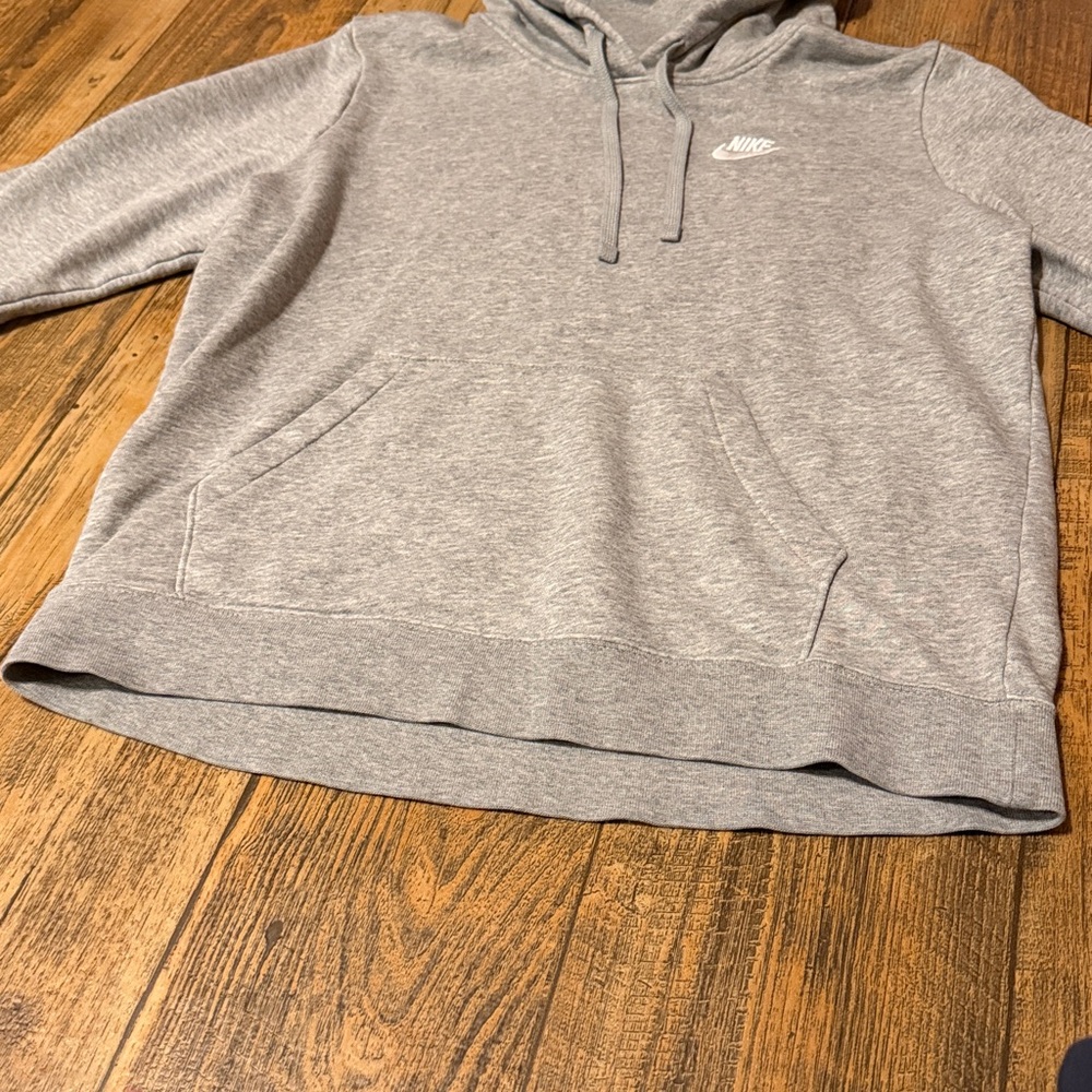 Nike Heather Gray Pullover Hoodie - Picture 5 of 10